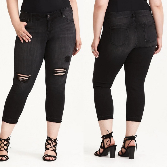 torrid Denim - Torrid Cropped Boyfriend Black Destructed Jeans 22